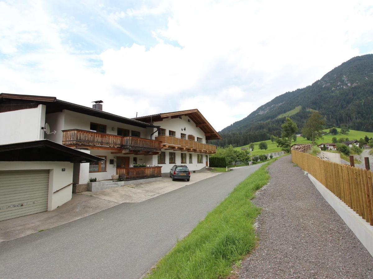 Boutique Apartment In Brixen With Mountain View Brixen im Thale Εξωτερικό φωτογραφία